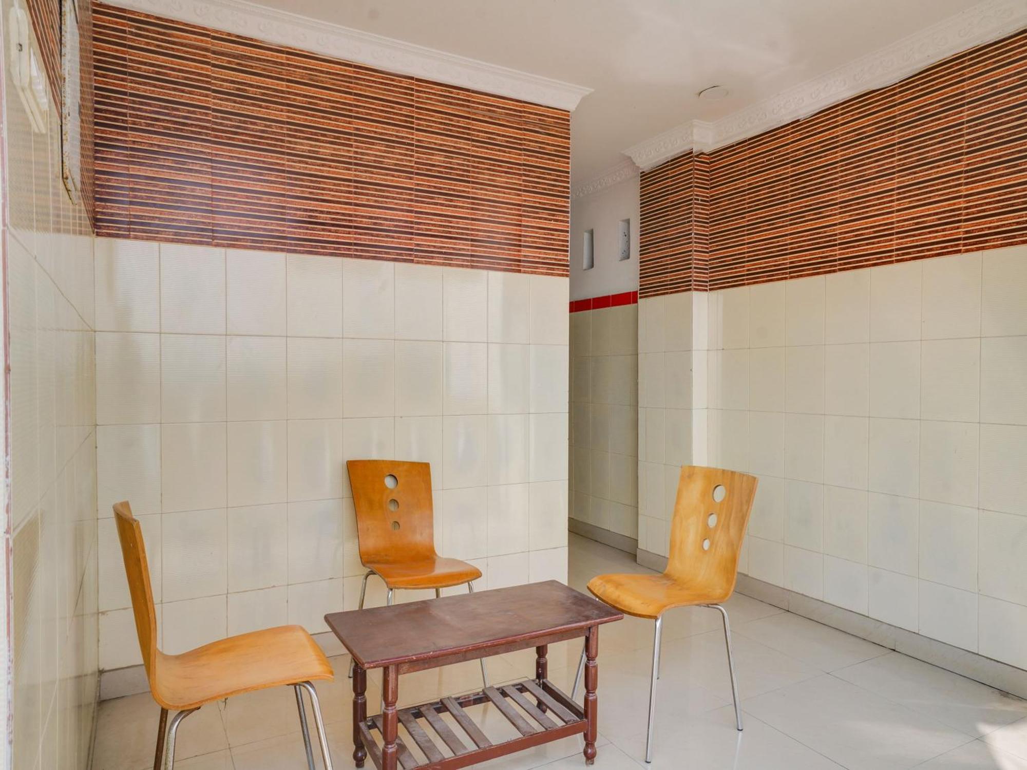 Hotel O Siro Inn Shamshabad Exteriér fotografie